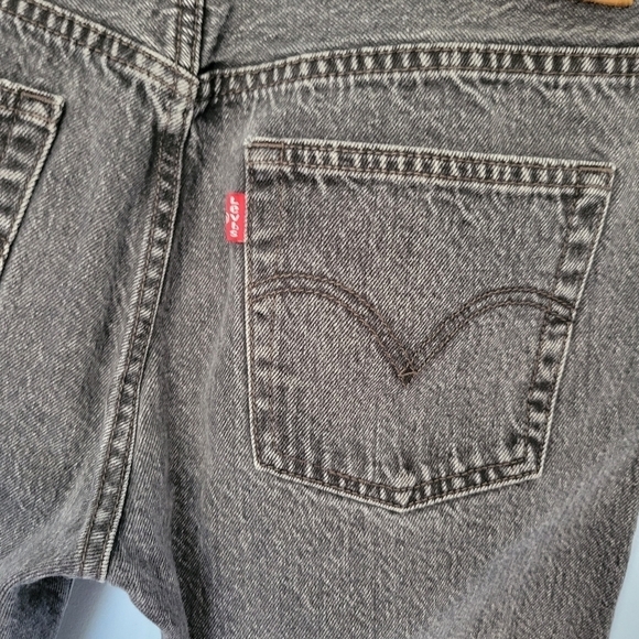 Levi's 501 Button Fly Frayed Hem Jeans in Black Size 28 - Picture 4 of 10